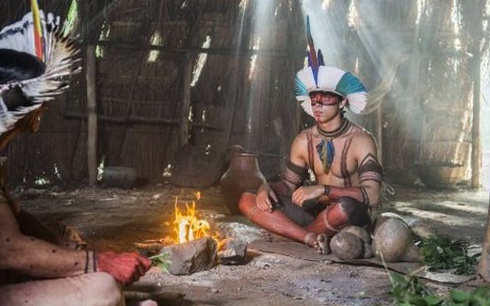 Piatã (Rodrigo Simas) descobrirá que se tornará curandeiro da tribo em Novo Mundo - João Miguel Júnior/TV Globo