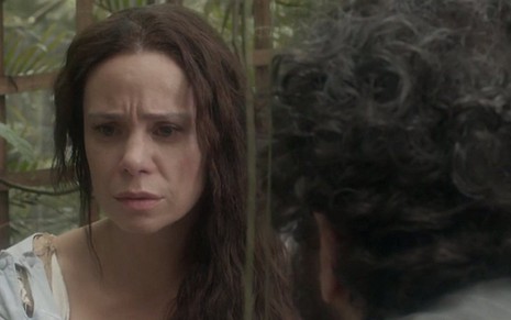 Vanessa Gerbelli (Amália) em Novo Mundo; personagem tenta desvendar passado misterioso - Reprodução/TV Globo
