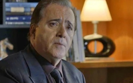 Olavo (Tony Ramos) mandará a filha parar com sua investigação contra Luz (Marina Ruy Barbosa) - Reprodução/TV Globo