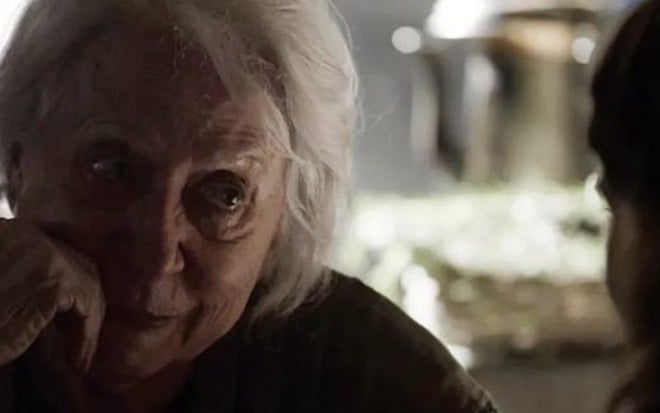 Mercedes (Fernanda Montenegro) desabafará com Clara (Bianca Bin) nesta segunda (8) - Reprodução/TV Globo