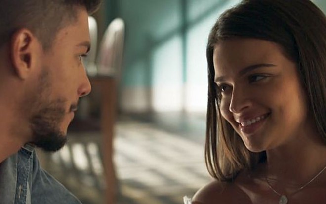 Melissa (Gabriela Mustafá) vai se revoltar com relação sem sexo em O Outro Lado do Paraíso - Reprodução/TV Globo