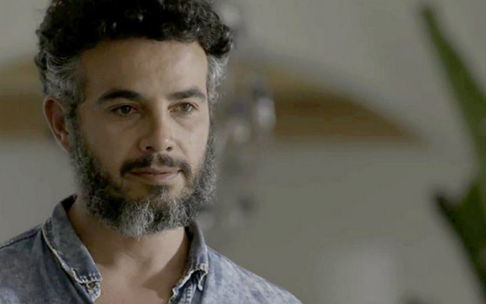 Juvenal (Anderson Di Rizzi) terá decepção no capítulo de sábado (16) da novela das nove - Reprodução/Globo