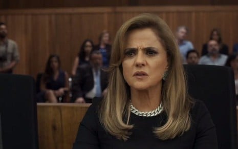 Sophia (Marieta Severo) irá a julgamento no último capítulo de O Outro Lado do Paraíso - Reprodução/TV Globo