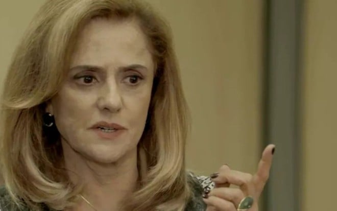 Sophia (Marieta Severo) fará chantagem pela guarda do neto em O Outro Lado do Paraíso - 