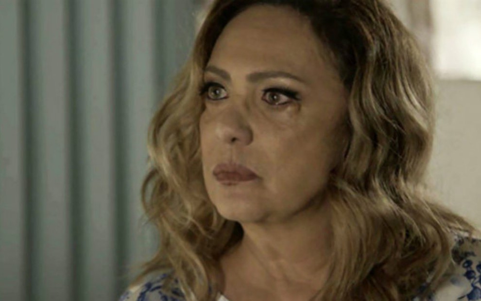 Nádia (Eliane Giardini) ficará chocada ao descobrir a verdade sobre Diego (Arthur Aguiar) - Reprodução/TV Globo