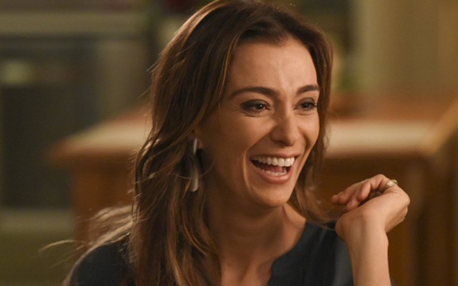 Fernanda (Mônica Martelli) tenta salvar casamento na segunda temporada da série - Divulgação/GNT