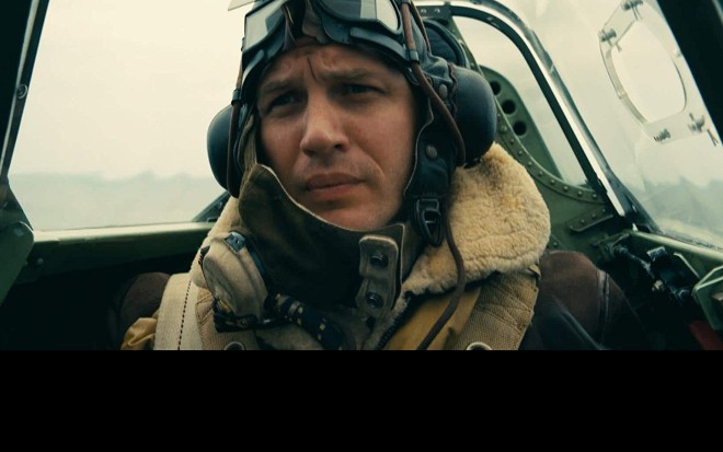 Tom Hardy em cena do filme Dunkirk, ganhador de três Oscars e já disponível na TV paga - Divulgação/Warner Bros.