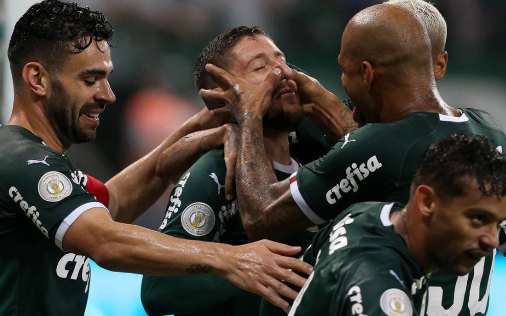 Jogadores do Palmeiras comemoram vitória contra o Fortaleza na primeira rodada do Campeonato Brasileiro - CESAR GRECO/AG. PALMEIRAS