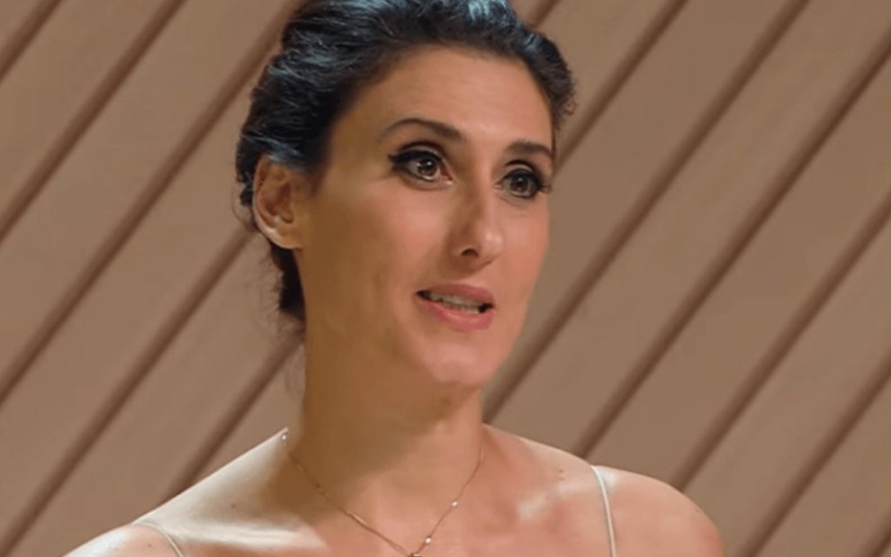 Paola Carosella durante episódio da temporada do início deste ano do MasterChef