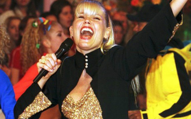 Xuxa no palco do Planeta Xuxa; foi o primeiro programa adulto da apresentadora - Reprodução/Globo