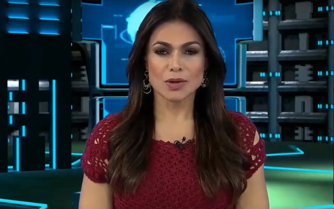 A jornalista Rosana Jatobá, que aparecia na RedeTV! apenas na ausência das âncoras titulares - Reprodução/RedeTV!