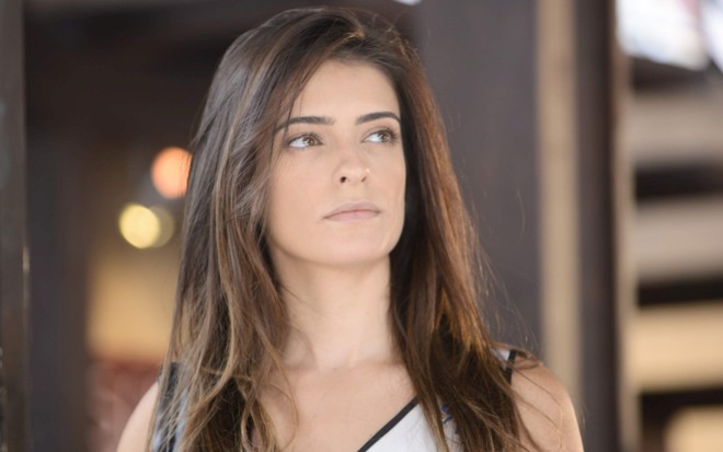 Debora (Lisandra Parede) vai conseguir reverter a decisão da mocinha em As Aventuras de Poliana - Zé Paulo Cardeal/SBT