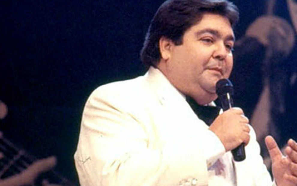 Fausto Silva apresentou o Réveillon do Faustão na Globo durante os anos 1990 - Reprodução/Globo