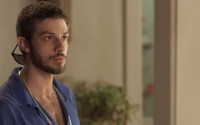 Ícaro (Chay Suede) seguirá a mãe e ameaçará entregá-la para a polícia em Segundo Sol - Reprodução/TV Globo