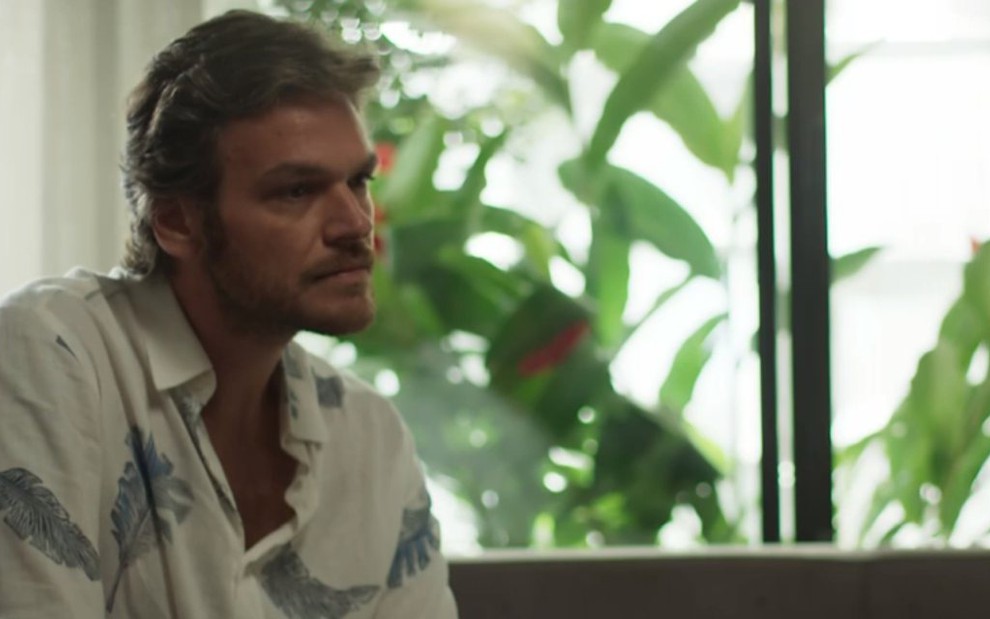 Emilio Dantas vive Beto Falcão em cena de Segundo Sol: dias de comodismo vão chegar ao fim - Fotos: Reprodução/TV Globo