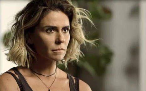 Luzia (Giovanna Antonelli) descobrirá que parteira foi assassinada em Segundo Sol - Reprodução/TV Globo