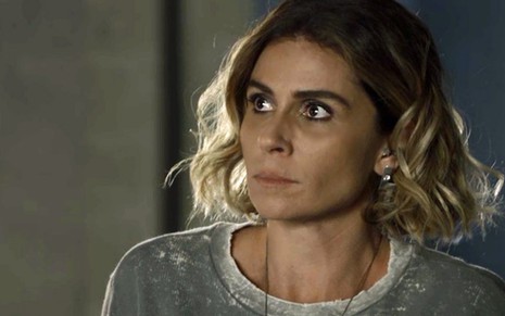 Luzia (Giovanna Antonelli) entenderá que foi alvo de armação de Laureta (Adriana Esteves) - Reprodução/Globo
