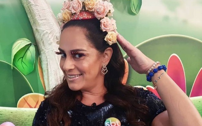 Silvia Abravanel no Bom Dia & Cia, do SBT; apresentadora foi confundida com o colega da Record - REPRODUÇÃO/ INSTAGRAM