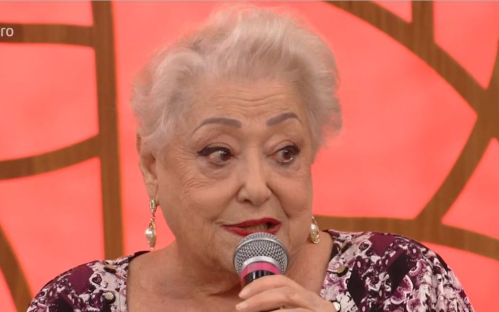 Suely Franco no Encontro desta quarta-feira (7): atriz revelou que terminou casamento abusivo - REPRODUÇÃO/TV GLOBO
