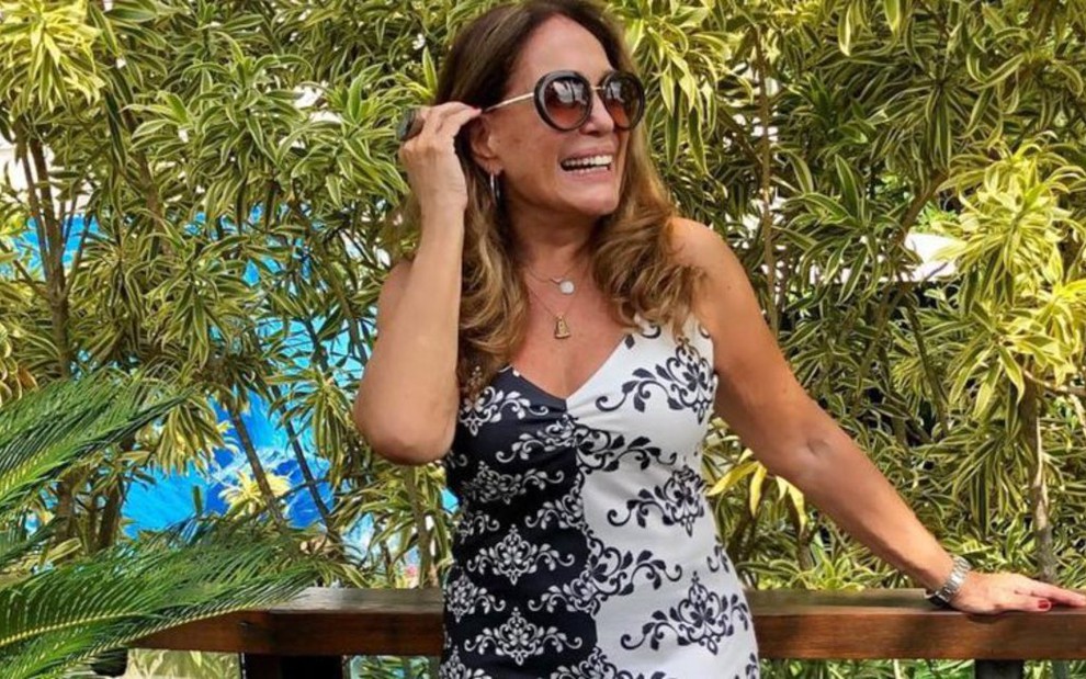 Susana Vieira em foto tirada em sua casa, em abril deste ano; a atriz estará de volta à Globo em novela das seis - Reprodução/Instagram