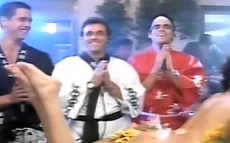 Márcio Garcia, Oscar Magrini e Mateus Rocha no sushi erótico do Domingão do Faustão
