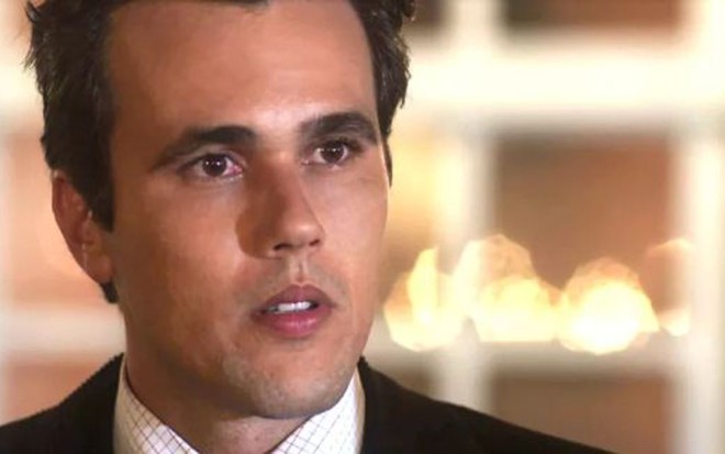 Bruno Ferrari (Vicente) em cena de Tempo de Amar; mocinho será dado como morto - Reprodução/TV Globo