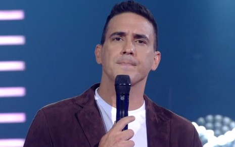 André Marques revoltado durante o The Voice Kids de ontem (17): pior desempenho em dois anos - REPRODUÇÃO/TV GLOBO