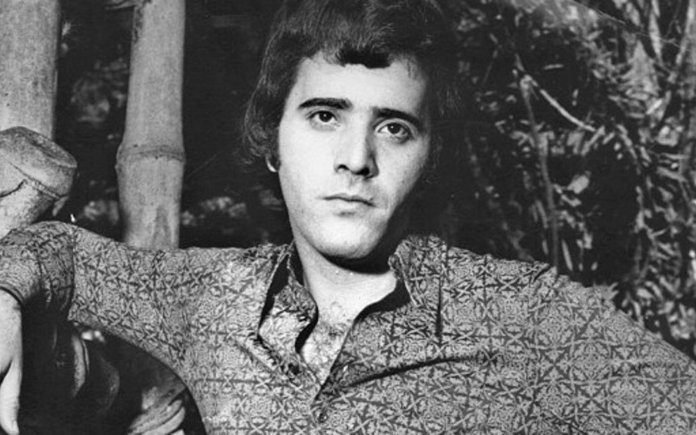 gravel Northern projector Galã sem camisa, Tony Ramos foi o Cauã Reymond dos anos 1970 · Notícias da  TV