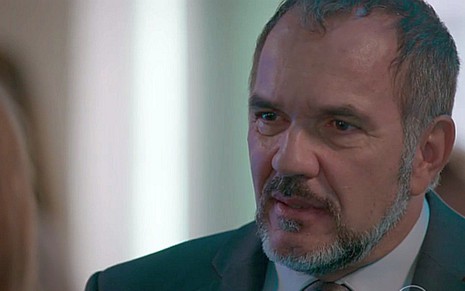 Humberto Martins (Germano) em cena de Totalmente Demais, novela das sete da Globo - Reprodução/TV Globo