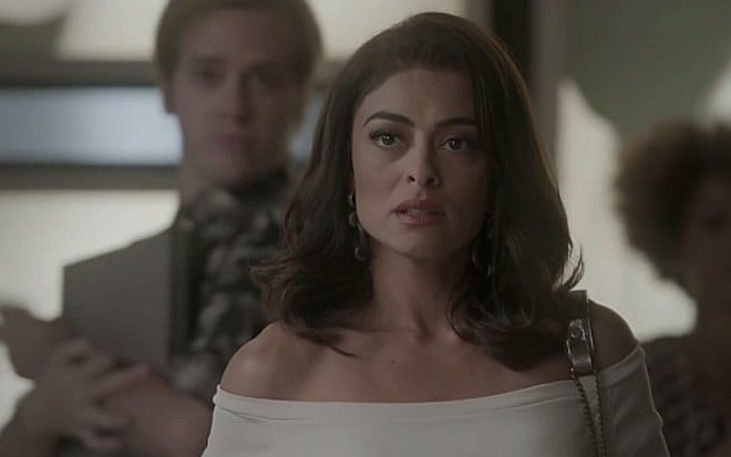 Juliana Paes (Carolina) em cena de Totalmente Demais, novela das sete da Globo - Reprodução/TV Globo