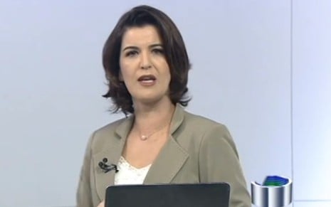 A jornalista Amanda Costa, que deixou a Vanguarda em 2014, alegou ter sido vítima de preconceito - Reprodução/Rede Vanguarda
