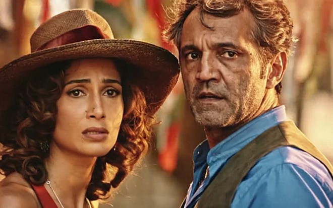 Camila Pitanga (Tereza) e Domingos Montagner (Santo) em cena de Velho Chico - Reprodução/TV Globo