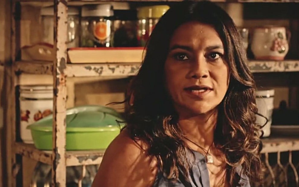 Dira Paes (Beatriz) em cena de Velho Chico, novela das nove da Globo - Reprodução/TV Globo