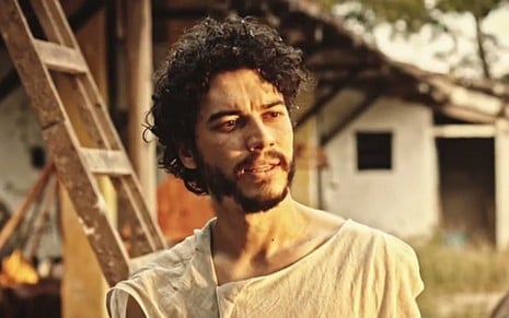 Lee Taylor (Martim) em cena de Velho Chico, novela das nove da Globo - Reprodução/TV Globo