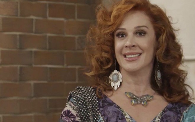 Claudia Raia vive a destrambelhada Lidiane, a Pantera, em Verão 90, novela das sete da Globo - Reprodução/TV Globo