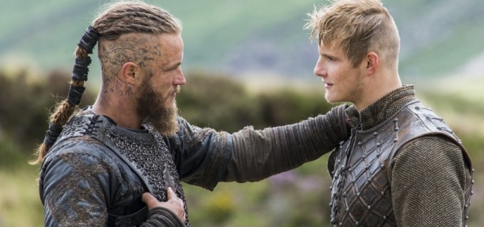 Ator que interpretou Bjorn Ironside em 'Vikings' está no elenco de nova  série - Online Séries