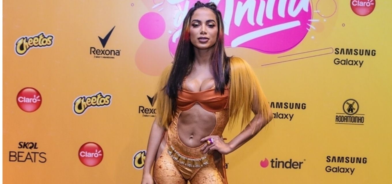 Ludmilla mostra música 'Cobra Venenosa' e fãs veem indireta para Anitta