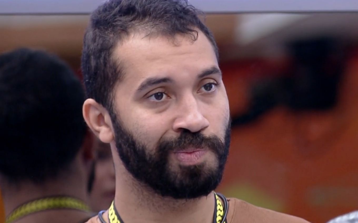 Gilberto Vota Em Quem No Bbb21 Líder Da Semana Define Alvo No Paredão