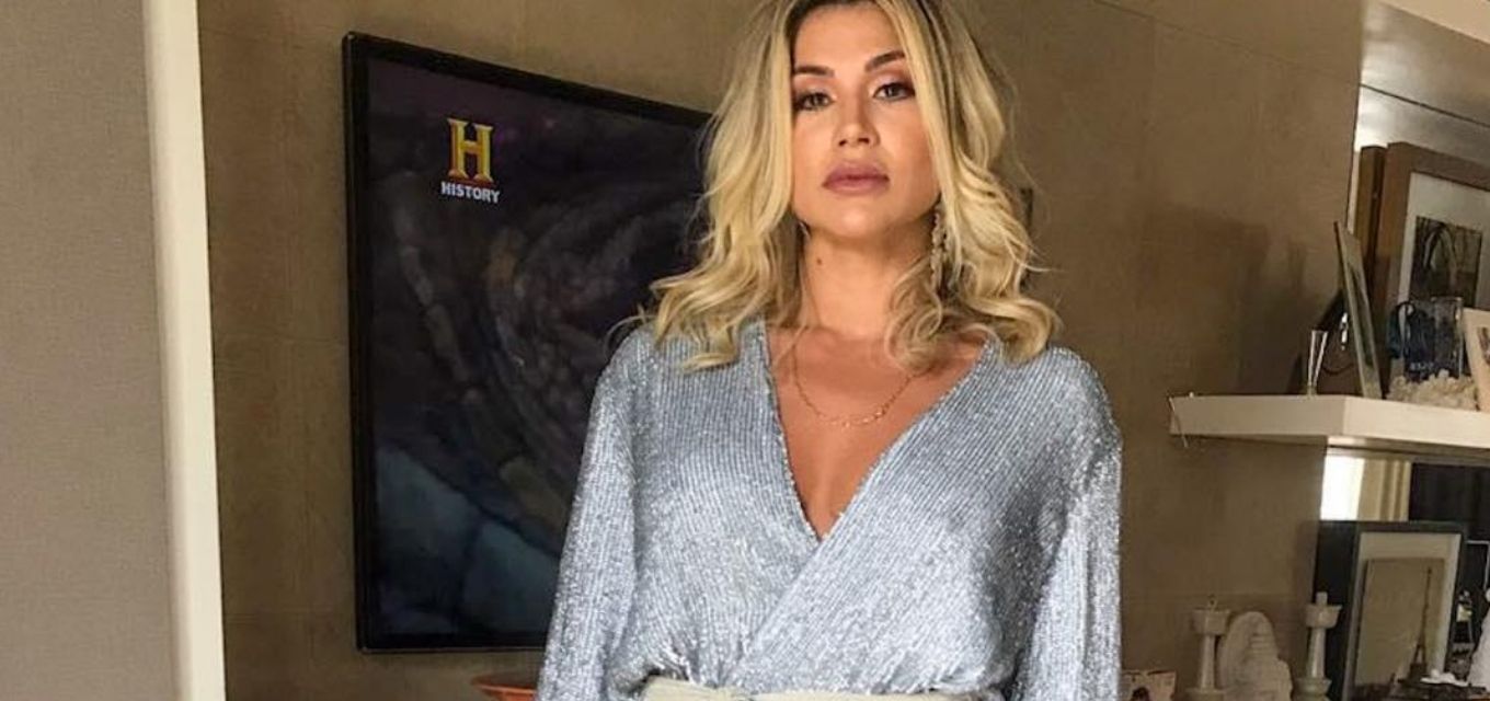 Ex-Mulher Samambaia revela treta e fim de amizade com Mirella Santos ·  Notícias da TV