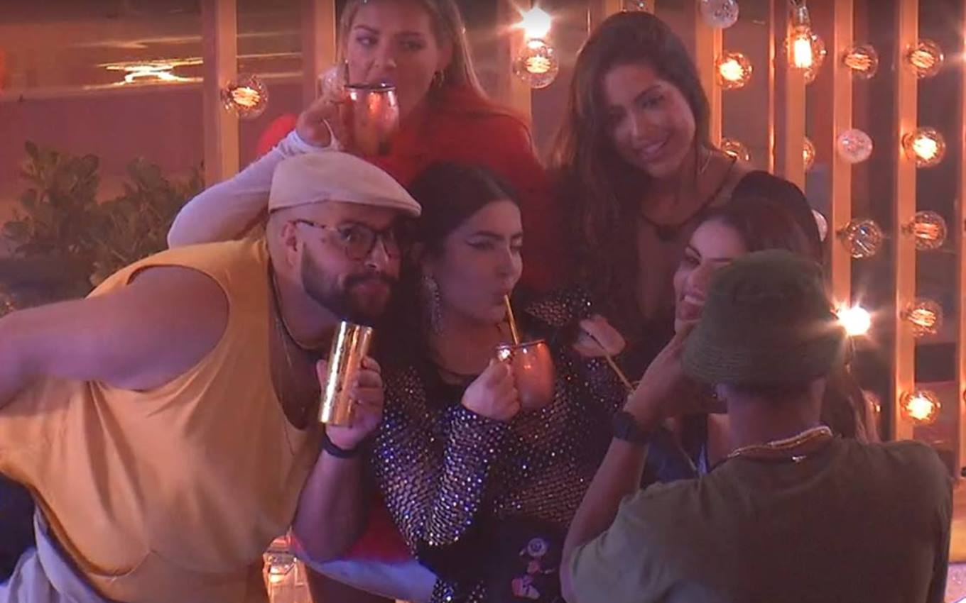 Arrependimento Crise E Fofoca Confira O Que Rolou Na Festa Do Bbb 22