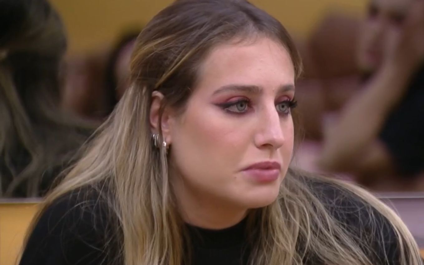 Bruna Ataca Brother Pelas Costas Após Ser Emparedada No Bbb 23 Sem Noção · Notícias Da Tv