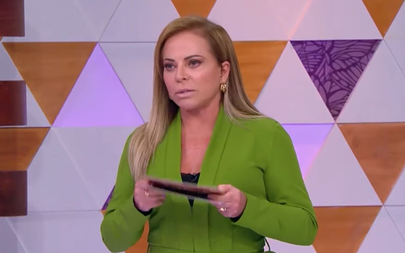 Por Que O Casos De Família Saiu Do Ar? Christina Rocha Abre O Jogo ...