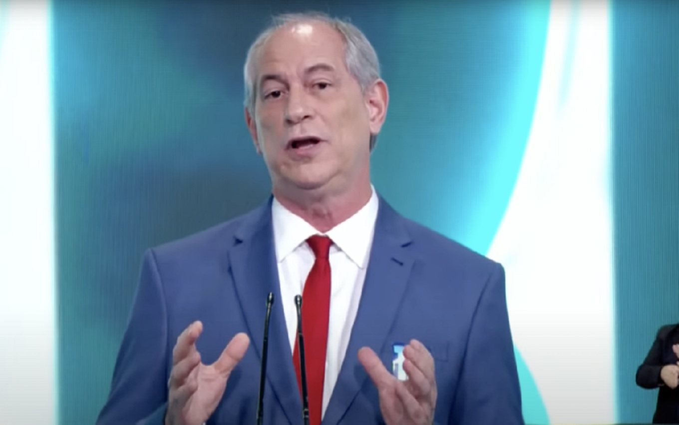 Opositor de Lula Ciro Gomes negocia para virar comentarista da