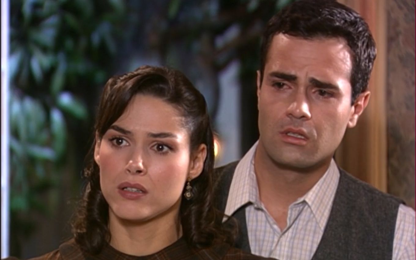 Dalila (Fernanda Machado) e Roberval (Rodrigo Phavanello) em Alma Gêmea (2005)