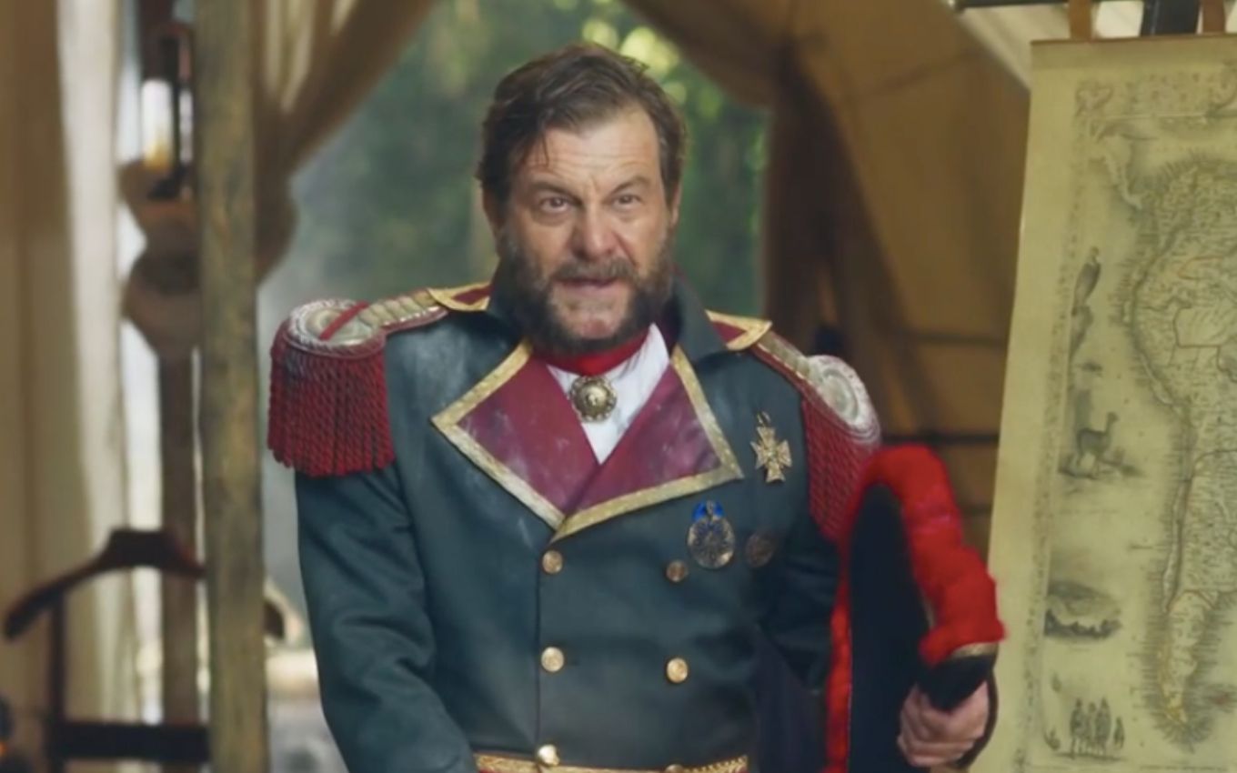 O ator Roberto Birindelli caracterizado como Solano López em cena de Nos Tempos do Imperador