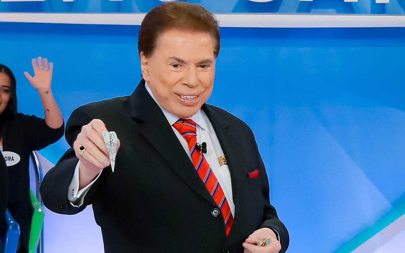 Longe Da Tv Silvio Santos Faz Rara Aparição Ao Lado De Iris Abravanel Saudades · Notícias Da Tv 