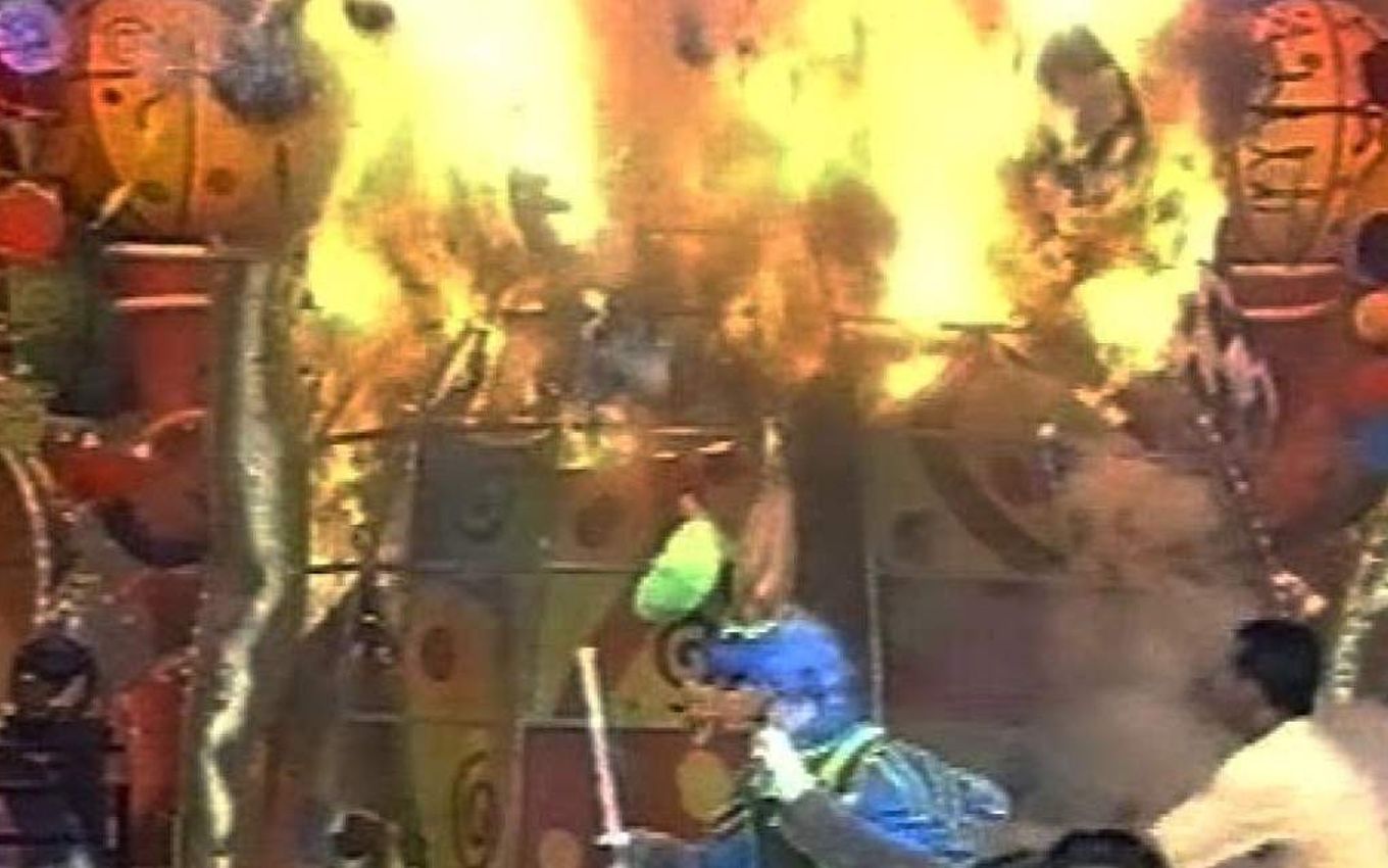 Cenário do Xuxa Park pegou fogo em 2001