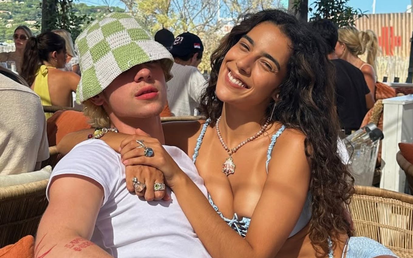 Juliano Floss e Marina Sena em foto publicada no Instagram