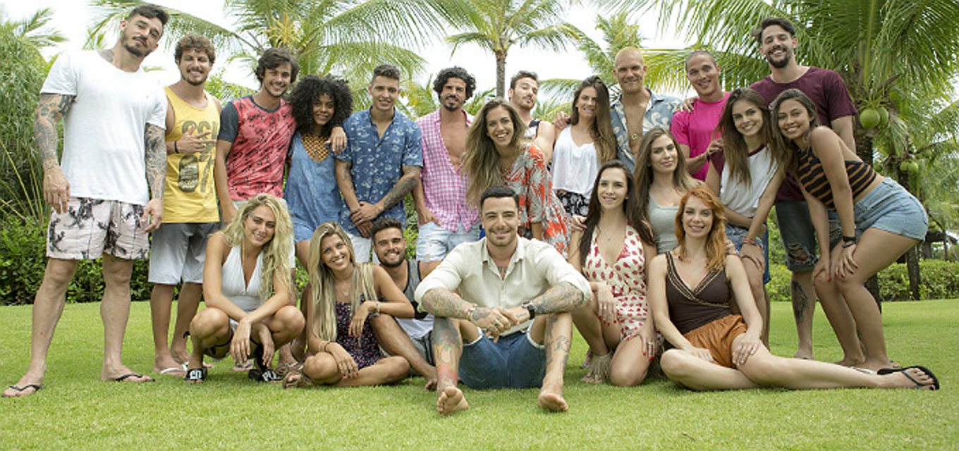 Apresentador de reality de pegação, Felipe Titto revela: 'O povo transou  muito' · Notícias da TV