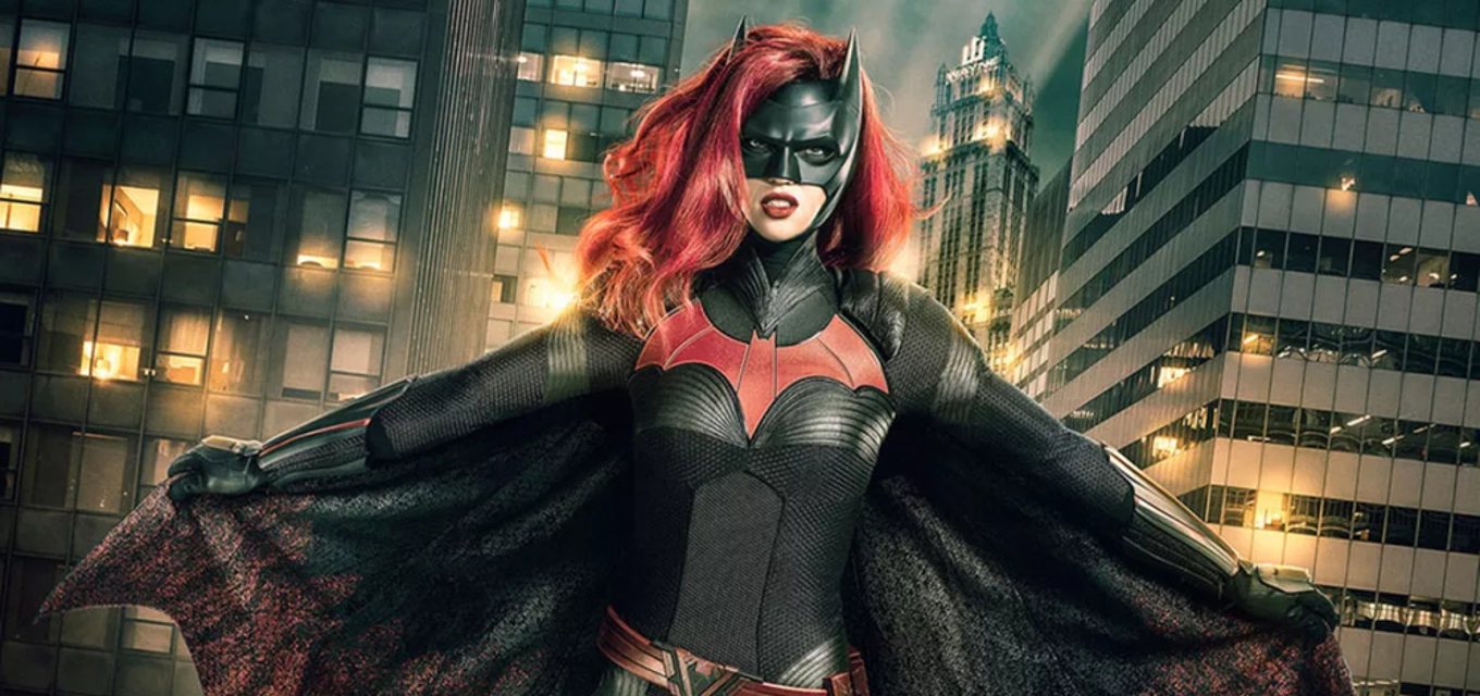 Projeto da Batwoman avança na TV dos EUA e terá diretor de Game of Thrones  · Notícias da TV